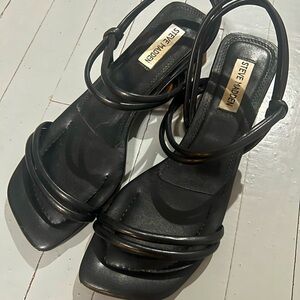 Steve Madden Hattie Style Sandal